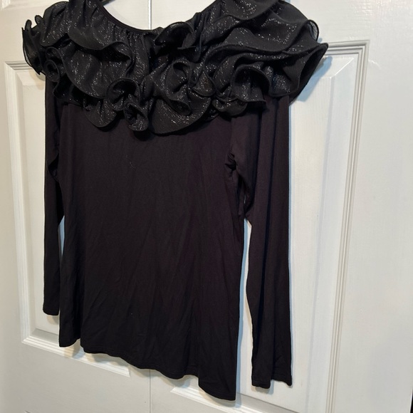 NWT Stera Top Size M Medium Black Silver Shimmer Layered Ruffle Neckline… - Picture 9 of 10